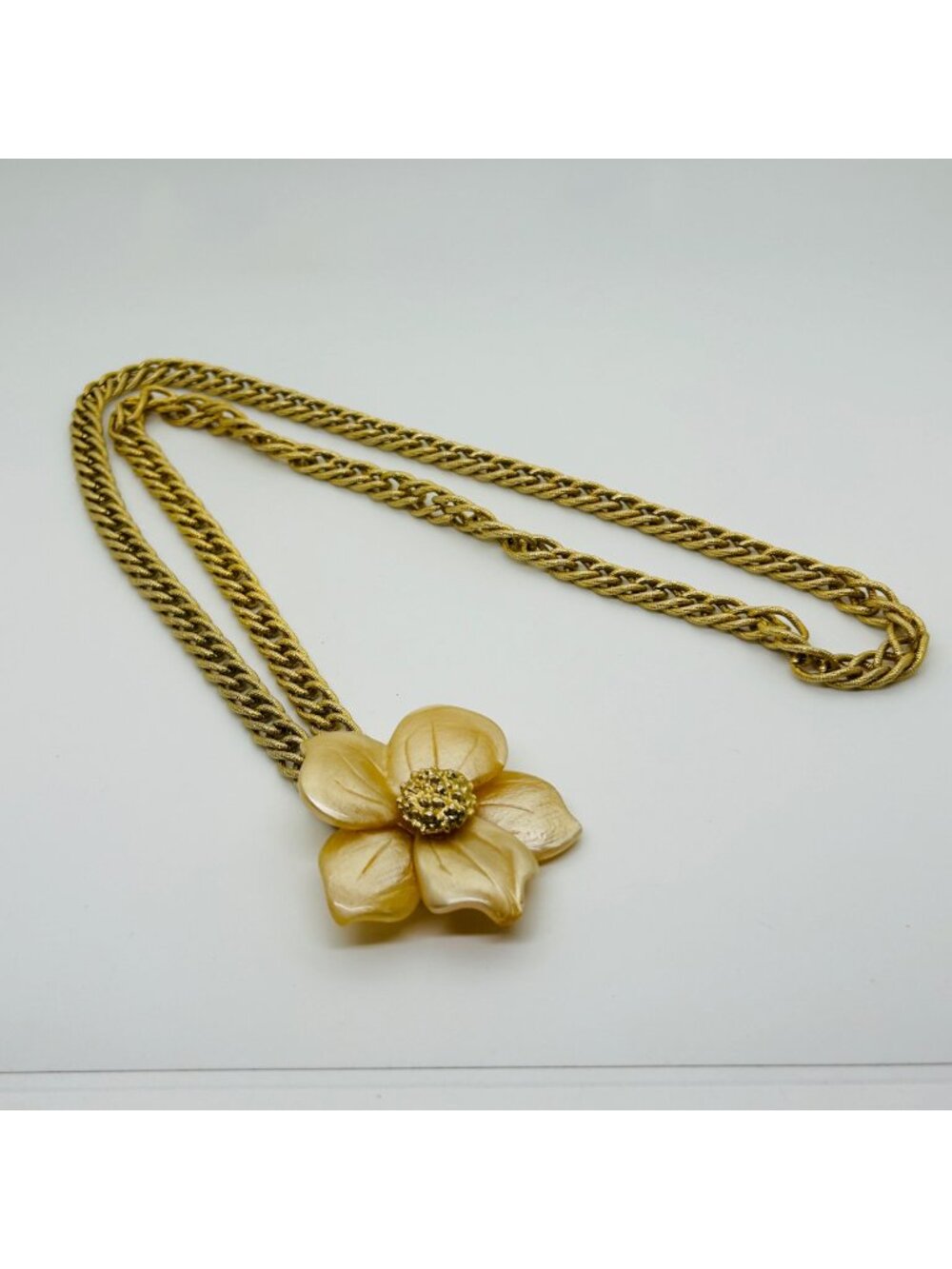 Cream Dogwood Flower Pendant Gold Tone Multi-Strand Chain Necklace Vintage Jewel